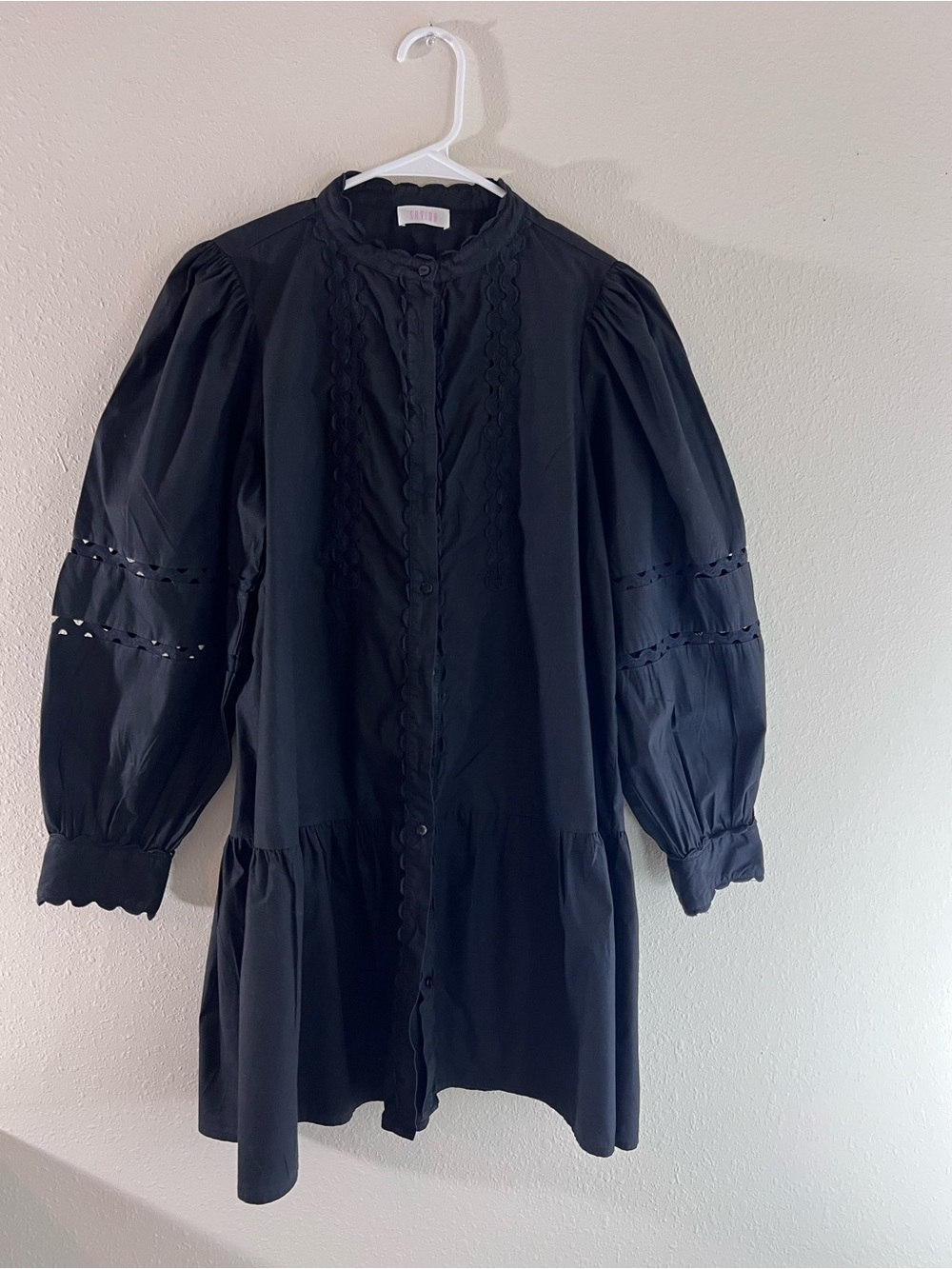 Black Long-Sleeve Puff Dress with Scallop Trim